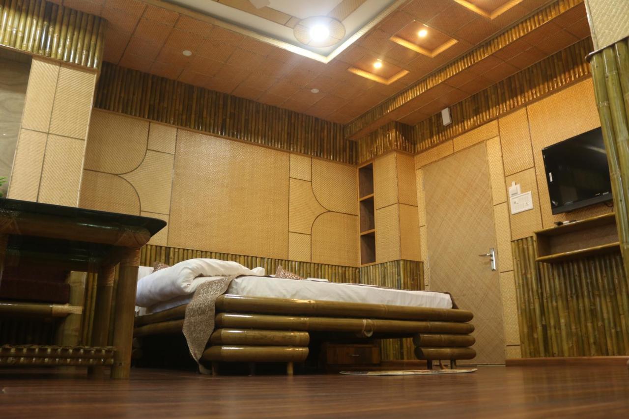Hotel Himalaya Agartala Exterior photo