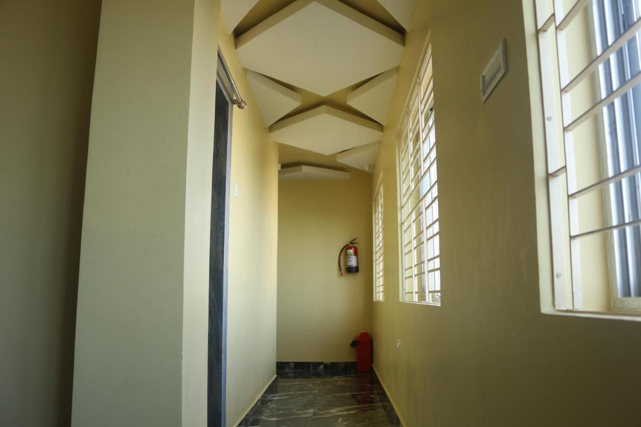 Hotel Himalaya Agartala Exterior photo