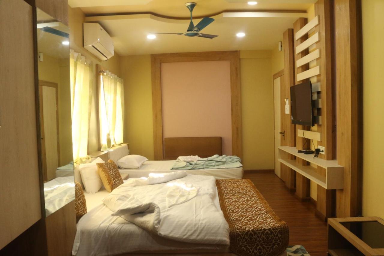 Hotel Himalaya Agartala Exterior photo